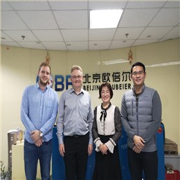 德國(guó)Plasma Technology等離子清洗機(jī)廠家工程師來(lái)北京歐倍爾參觀交流